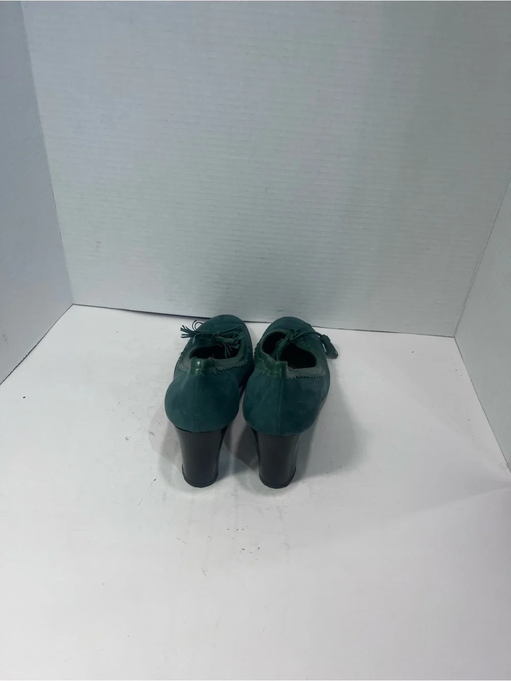 Green Suede Mid-Heel Pumps with Tassel Detail